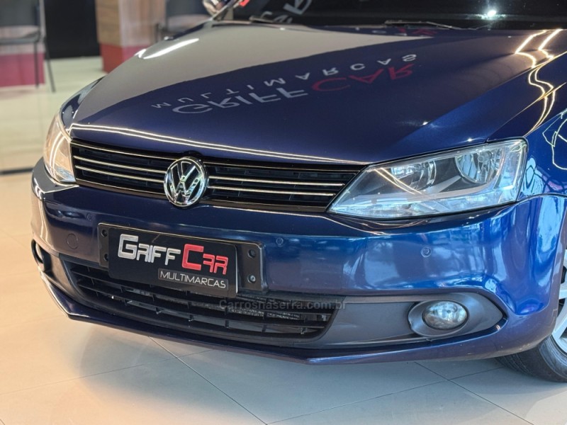 JETTA 2.0 COMFORTLINE FLEX 4P TIPTRONIC - 2012 - DOIS IRMãOS