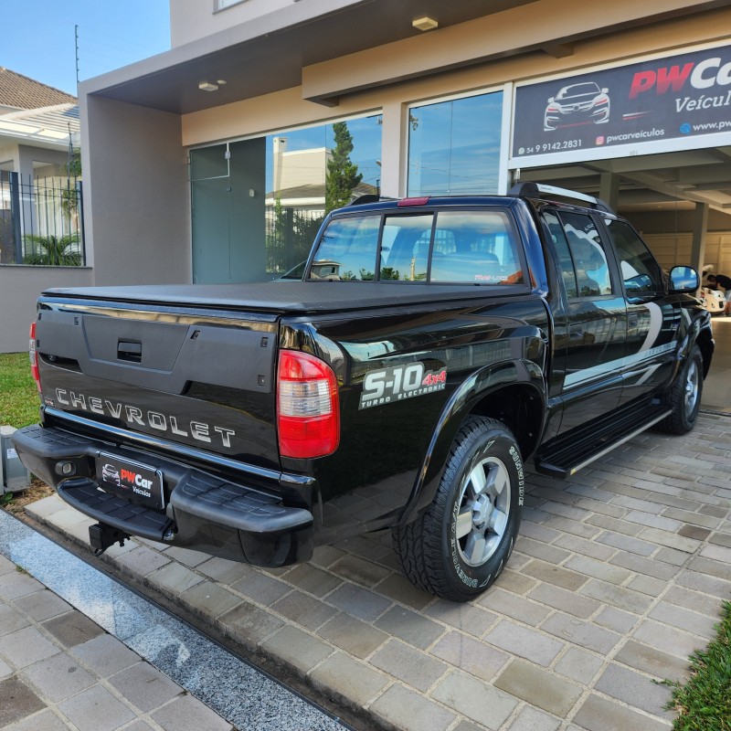 S10 2.8 EXECUTIVE 4X4 CD 12V TURBO ELECTRONIC INTERCOOLER DIESEL 4P MANUAL - 2011 - BENTO GONçALVES