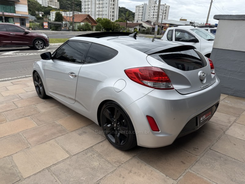 VELOSTER 1.6 16V GASOLINA 3P AUTOMÁTICO - 2013 - CAXIAS DO SUL