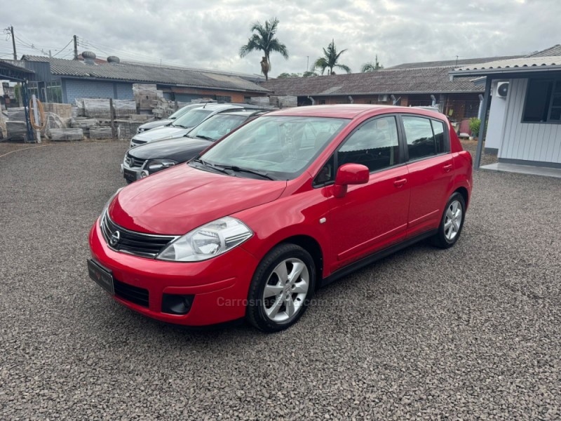 tiida 1.8 s 16v flex 4p manual 2012 igrejinha
