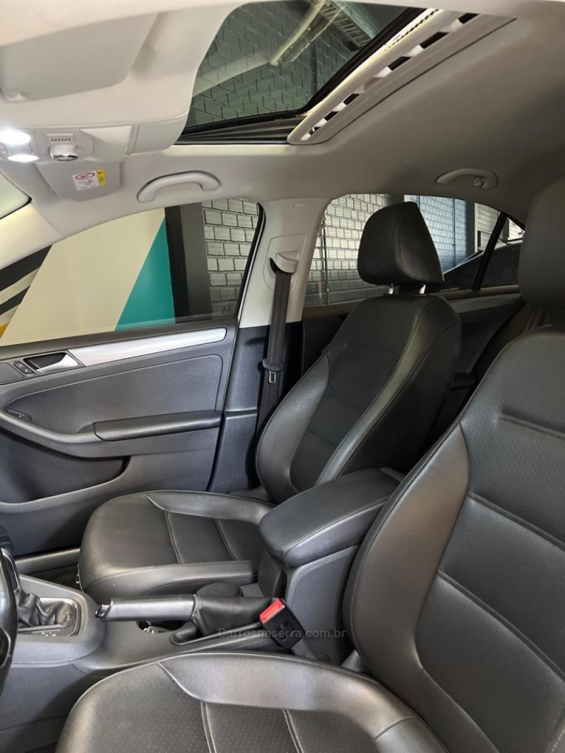 JETTA 1.4 16V TSI COMFORTLINE GASOLINA 4P TIPTRONIC - 2018 - NOVO HAMBURGO