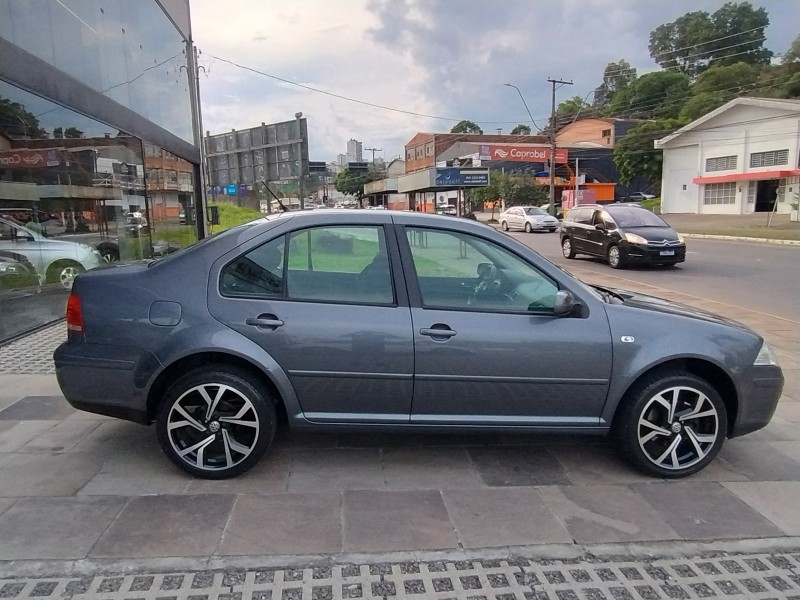 BORA 2.0 MI 8V GASOLINA 4P AUTOMÁTICO - 2009 - CAXIAS DO SUL
