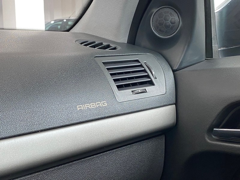 VECTRA 2.0 MPFI GT HATCH 8V FLEX 4P MANUAL - 2009 - CAXIAS DO SUL