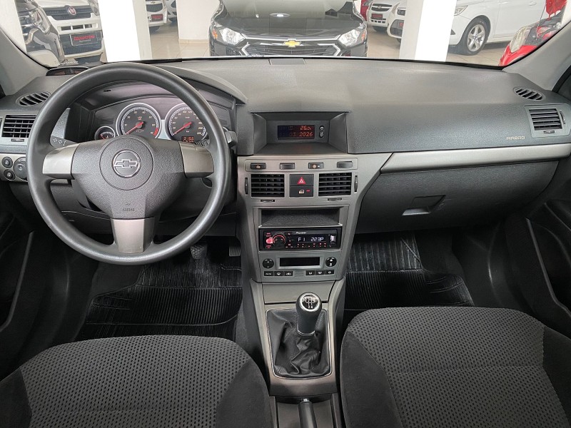 VECTRA 2.0 MPFI GT HATCH 8V FLEX 4P MANUAL - 2009 - CAXIAS DO SUL