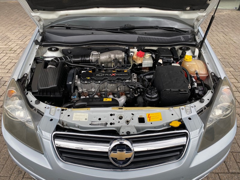 VECTRA 2.0 MPFI GT HATCH 8V FLEX 4P MANUAL - 2009 - CAXIAS DO SUL