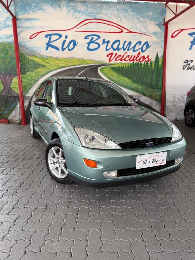 FOCUS 1.8 16V GASOLINA 4P MANUAL - 2001 - CAXIAS DO SUL