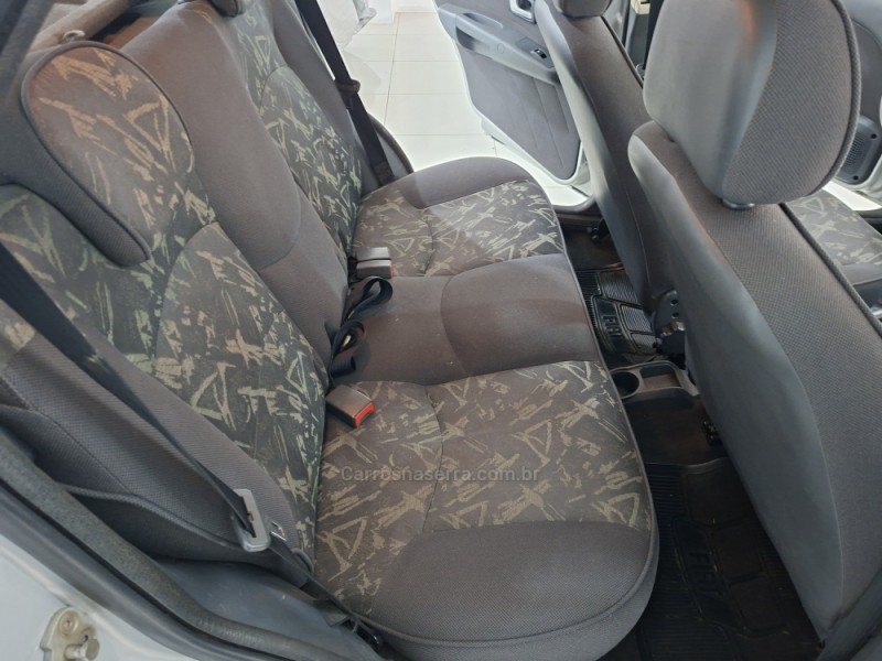 PALIO 1.8 MPI ADVENTURE WEEKEND 8V FLEX 4P MANUAL - 2007 - CAXIAS DO SUL