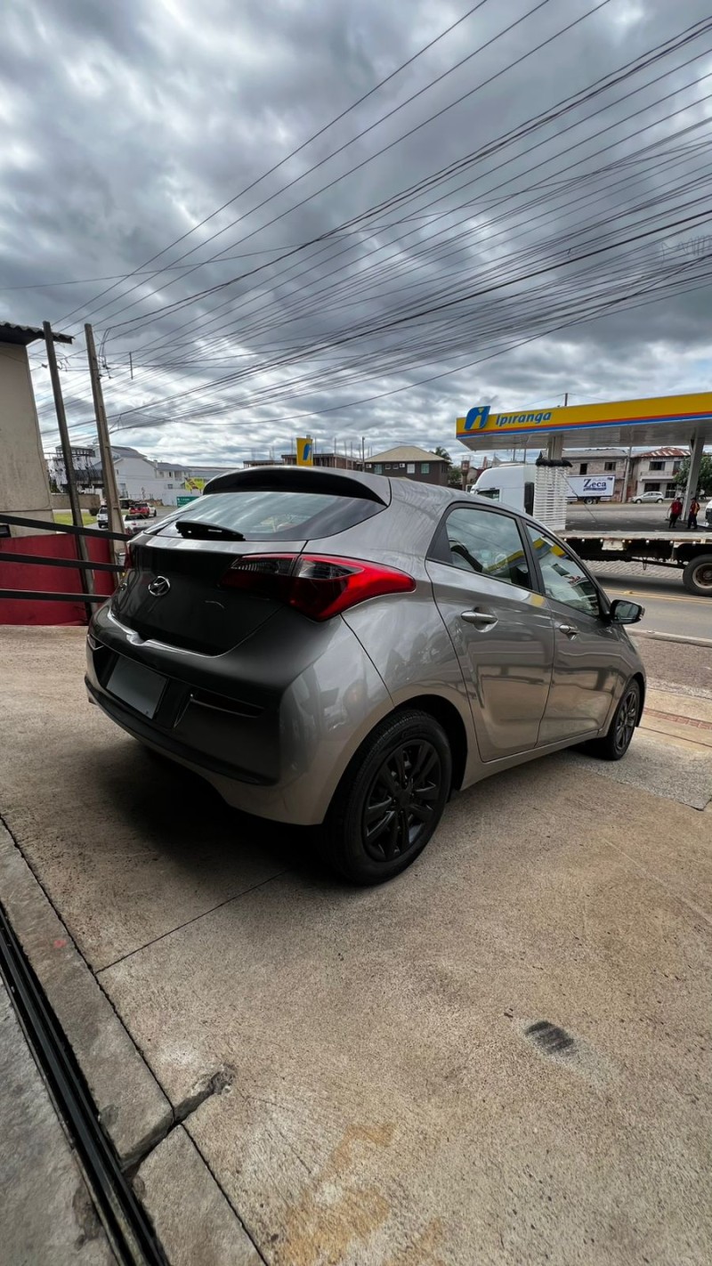 HB20 1.0 COMFORT STYLE 12V FLEX 4P MANUAL - 2017 - VACARIA