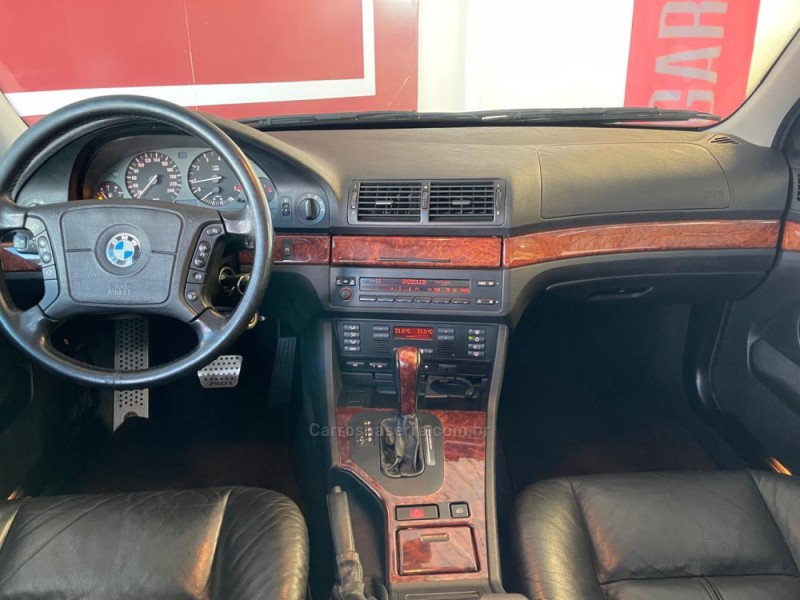 540I 4.4 SEDAN V8 32V GASOLINA 4P AUTOMÁTICO - 1997 - NOVO HAMBURGO