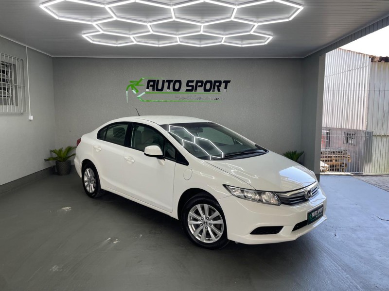 CIVIC 1.8 LXS 16V GASOLINA 4P MANUAL - 2014 - CAXIAS DO SUL