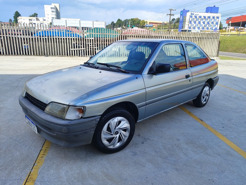 ESCORT 1.6 GL 8V GASOLINA 2P MANUAL - 1994 - FARROUPILHA