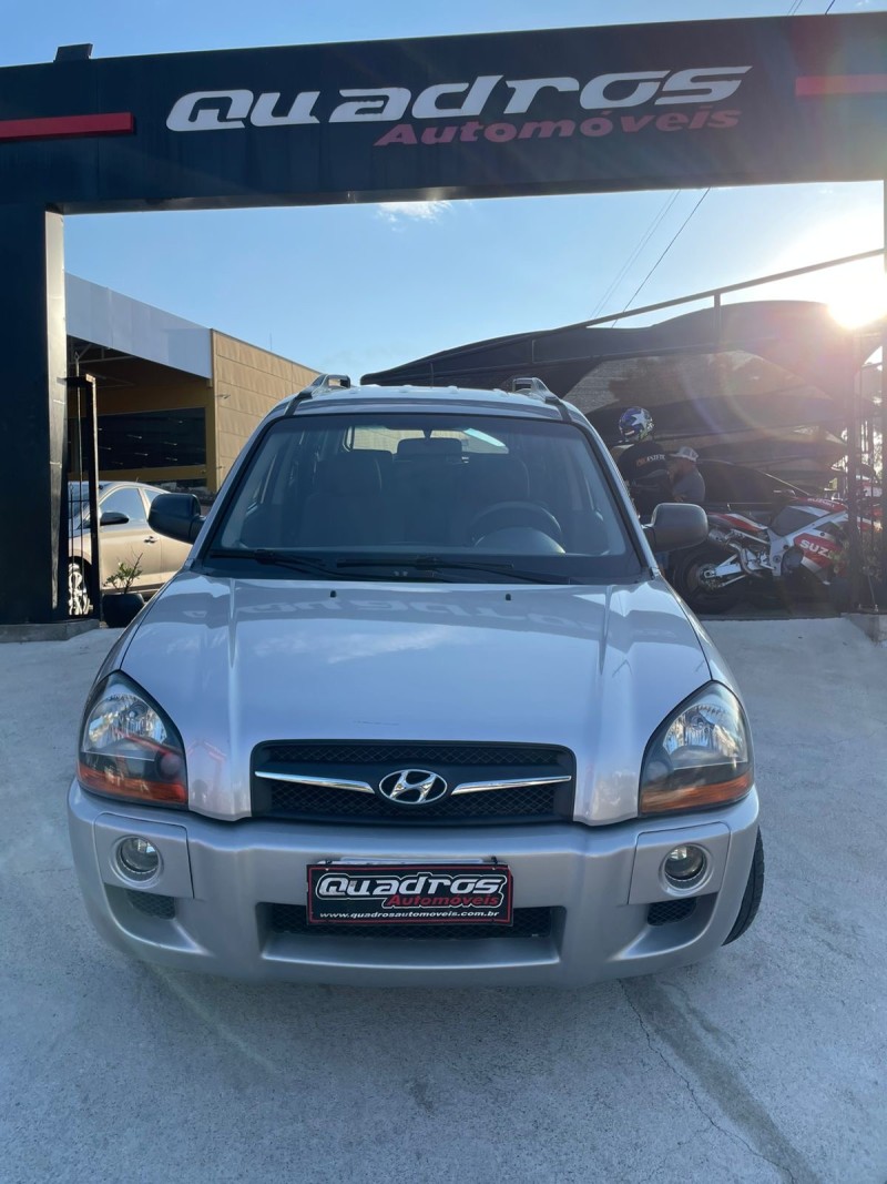 TUCSON 2.0 MPFI GLS 16V 143CV 2WD FLEX 4P AUTOMÁTICO - 2010 - CAXIAS DO SUL