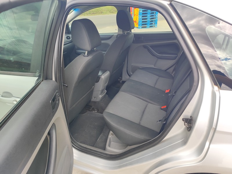 FOCUS 2.0 16V FLEX 4P AUTOMÁTICO - 2013 - FARROUPILHA