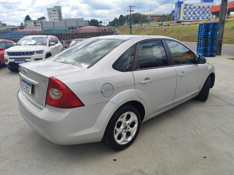 FOCUS 2.0 16V FLEX 4P AUTOMÁTICO - 2013 - FARROUPILHA