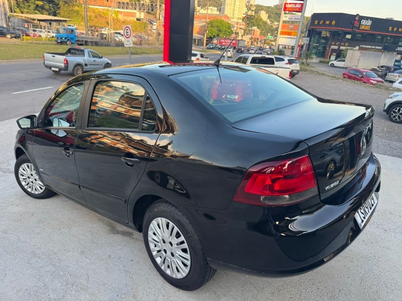 VOYAGE 1.0 MI TRENDLINE 8V FLEX 4P MANUAL - 2012 - CAXIAS DO SUL