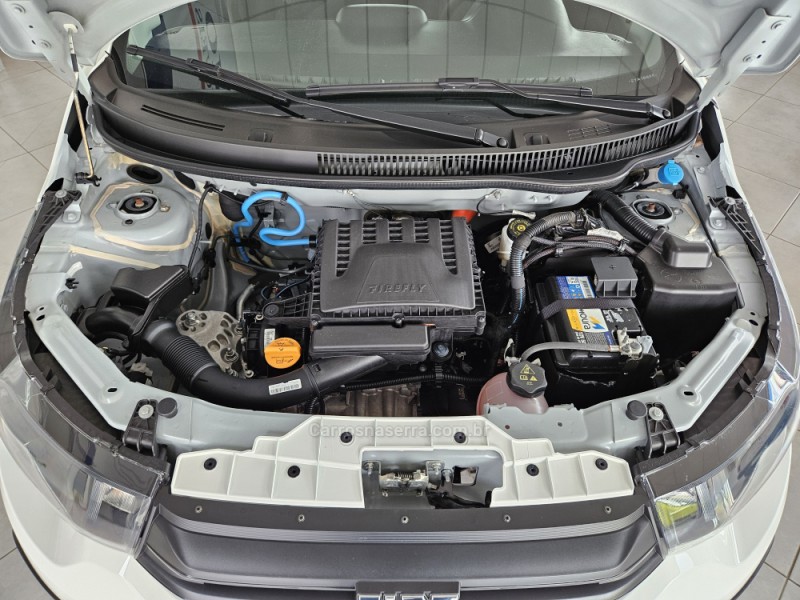 MOBI 1.0 8V EVO FLEX LIKE. MANUAL - 2025 - TAPEJARA