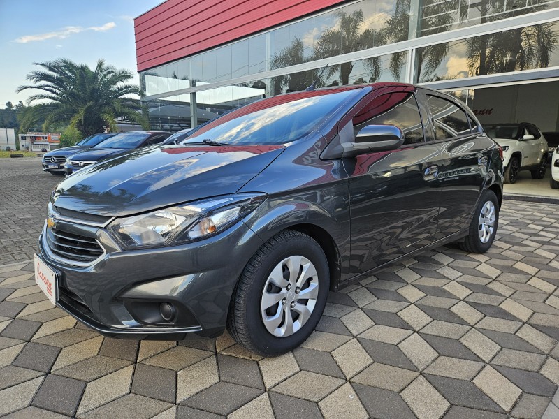 ONIX 1.0 LT 12V FLEX 4P MANUAL - 2019 - BOM PRINCíPIO