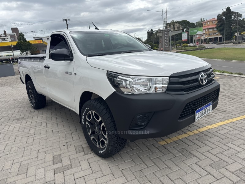 HILUX 2.8 4X2 CS 8V DIESEL 2P MANUAL - 2024 - VERANóPOLIS