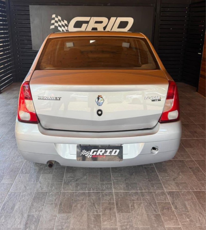 LOGAN 1.6 AUTHENTIQUE 8V TORQUE FLEX 4P MANUAL - 2008 - ESTâNCIA VELHA