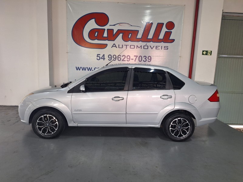 FIESTA 1.6 MPI SEDAN 8V FLEX 4P MANUAL - 2009 - CAXIAS DO SUL