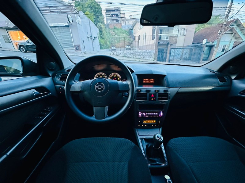 VECTRA 2.0 MPFI GT HATCH 8V FLEX 4P MANUAL - 2008 - CAXIAS DO SUL