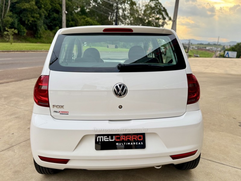 FOX 1.0 MI 8V FLEX 4P MANUAL - 2012 - LAJEADO