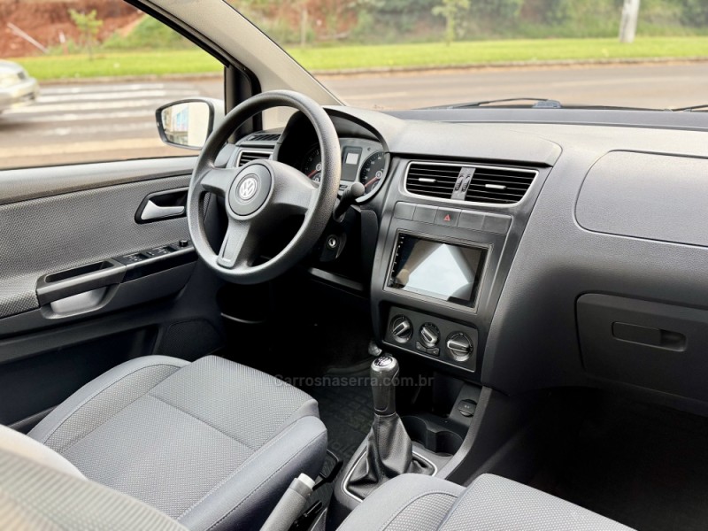 FOX 1.0 MI 8V FLEX 4P MANUAL - 2012 - LAJEADO