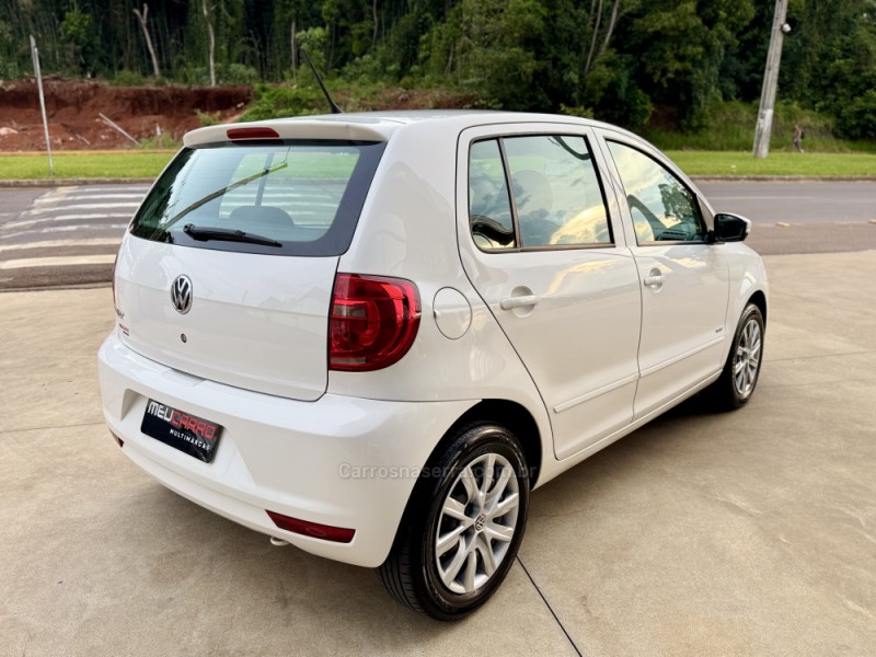 FOX 1.0 MI 8V FLEX 4P MANUAL - 2012 - LAJEADO