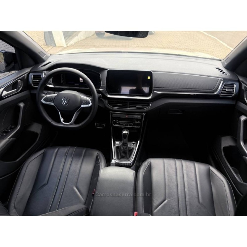 T-CROSS 1.4 HIGHLINE TSI 16V FLEX 4P AUTOMÁTICO - 2025 - CAXIAS DO SUL