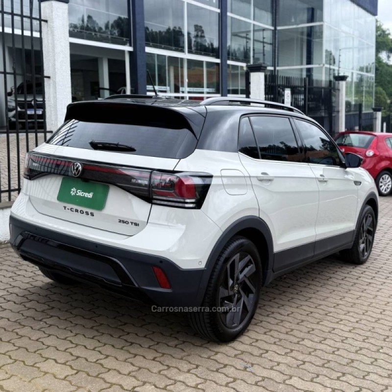 T-CROSS 1.4 HIGHLINE TSI 16V FLEX 4P AUTOMÁTICO - 2025 - CAXIAS DO SUL