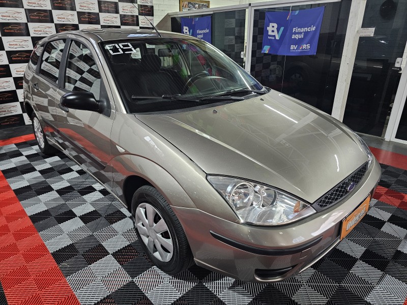 focus 1.6 se plus 16v flex 4p manual 2009 caxias do sul