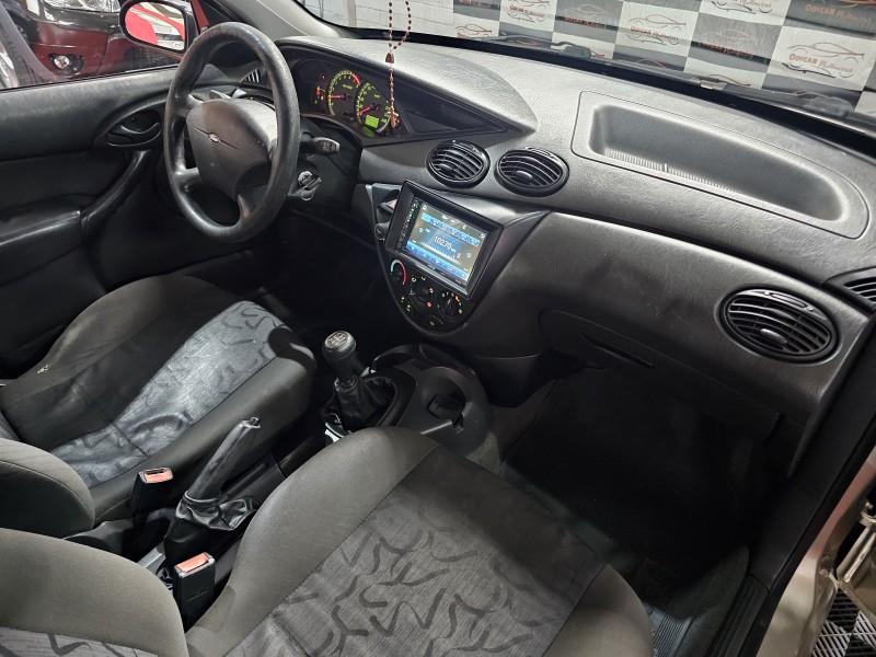 FOCUS 1.6 SE PLUS 16V FLEX 4P MANUAL - 2009 - CAXIAS DO SUL