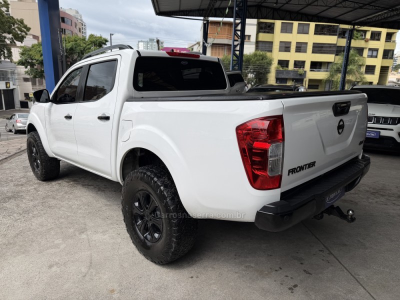 FRONTIER 2.3 LE 4X4 CD BI TURBO DIESEL 4P AUTOMÁTICO - 2017 - CAXIAS DO SUL
