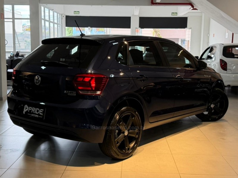 POLO 1.0	200 TSI HIGHLINE AUTOMÁTICO  - 2018 - CAXIAS DO SUL