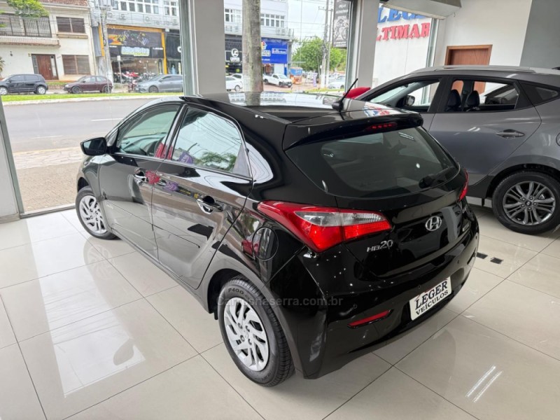 HB20 1.6 COMFORT PLUS 16V FLEX 4P AUTOMÁTICO - 2014 - SãO LEOPOLDO