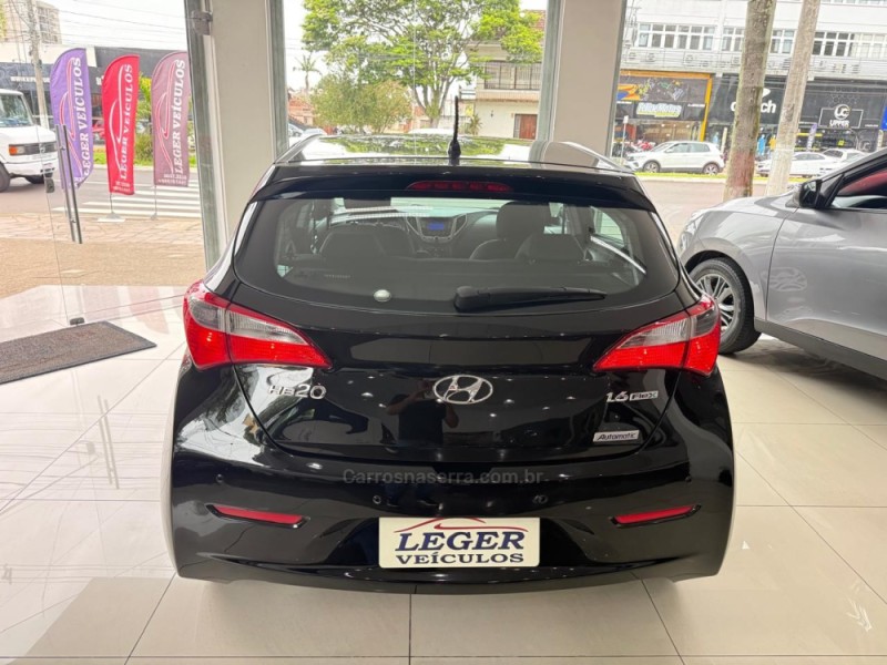 HB20 1.6 COMFORT PLUS 16V FLEX 4P AUTOMÁTICO - 2014 - SãO LEOPOLDO
