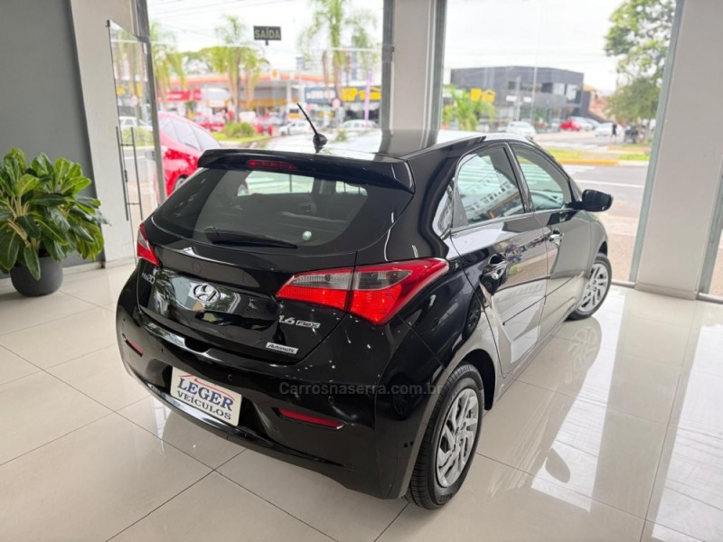 HB20 1.6 COMFORT PLUS 16V FLEX 4P AUTOMÁTICO - 2014 - SãO LEOPOLDO
