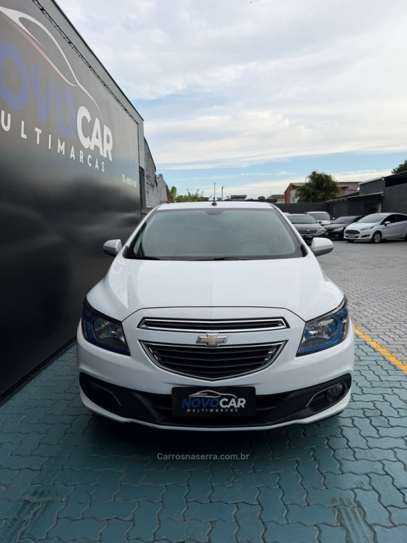 ONIX 1.4 MPFI LTZ 8V FLEX 4P MANUAL - 2015 - ESTâNCIA VELHA