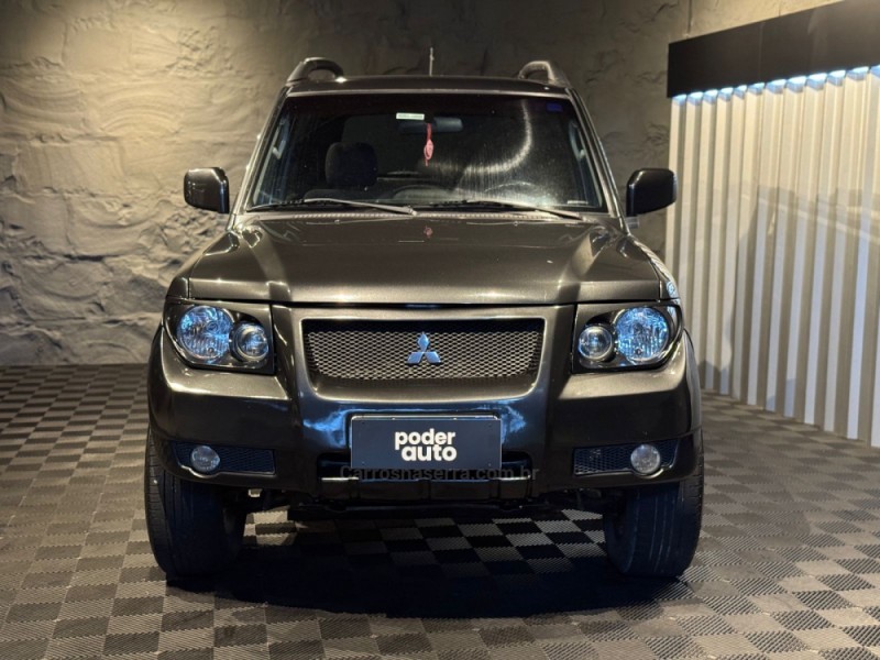 PAJERO TR4 2.0 4X4 16V FLEX 4P MANUAL - 2009 - FARROUPILHA