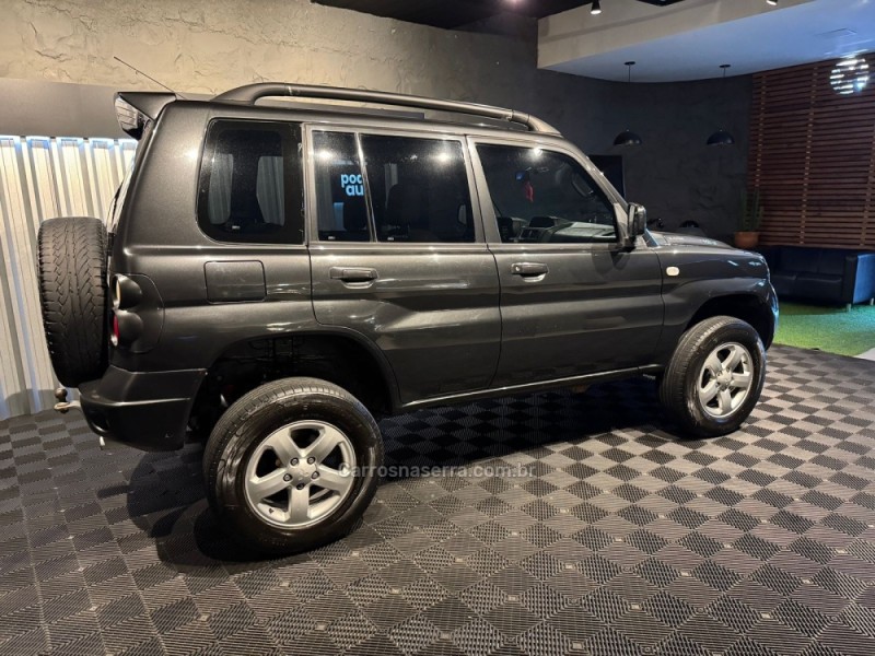 PAJERO TR4 2.0 4X4 16V FLEX 4P MANUAL - 2009 - FARROUPILHA