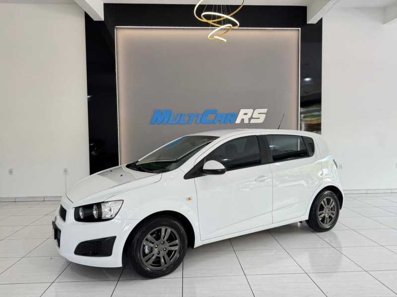 SONIC 1.6 LT 16V FLEX 4P MANUAL - 2014 - ESTâNCIA VELHA