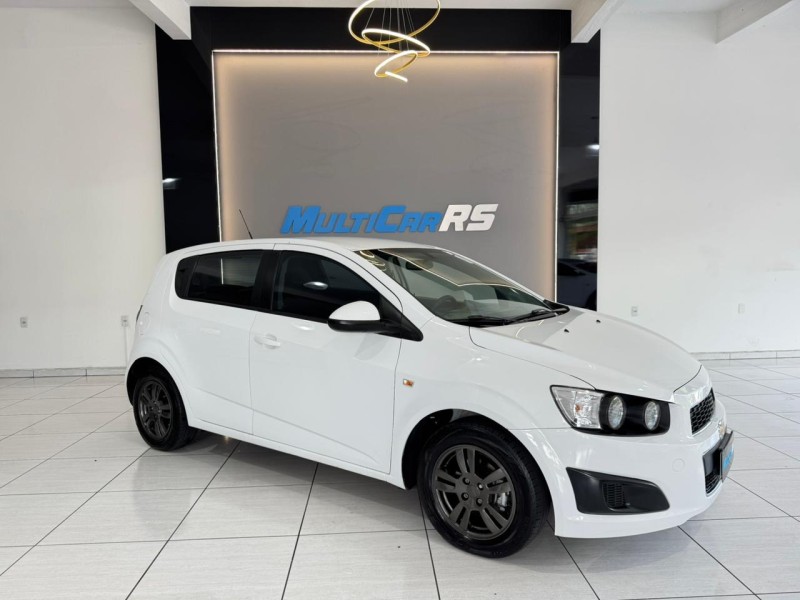 sonic 1.6 lt 16v flex 4p manual 2014 estancia velha