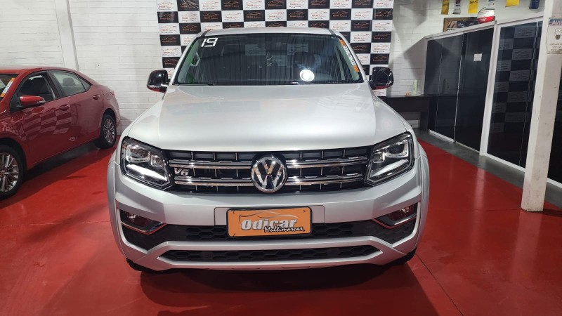 AMAROK 3.0 V6 TDI HIGHLINE CD DIESEL 4MOTION AUTOMÁTICO - 2019 - CAXIAS DO SUL