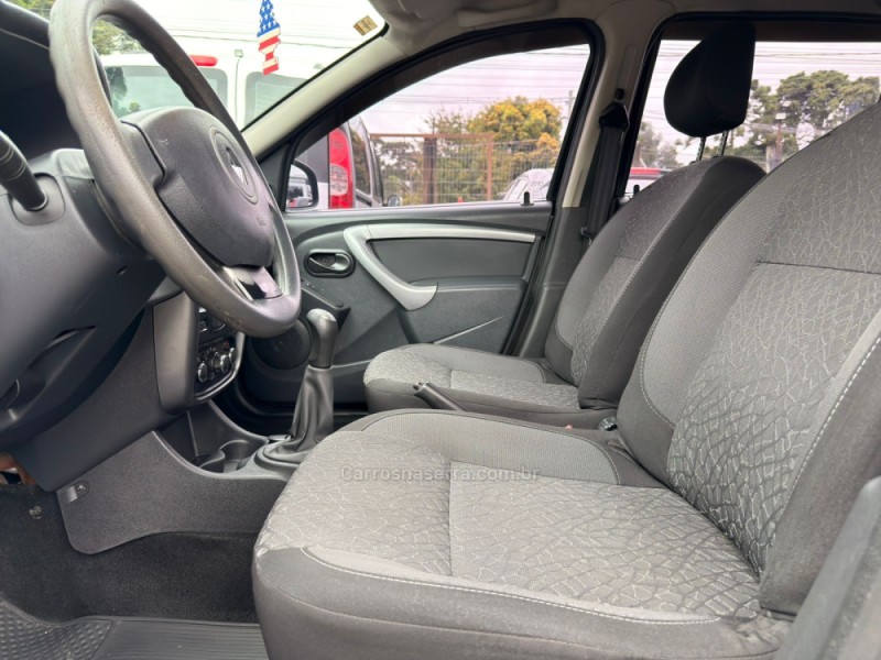 DUSTER 1.6 EXPRESSION 4X2 16V FLEX 4P MANUAL - 2014 - CANELA