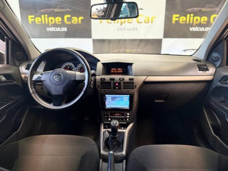 VECTRA 2.0 MPFI GT HATCH 8V FLEX 4P MANUAL - 2009 - CAXIAS DO SUL