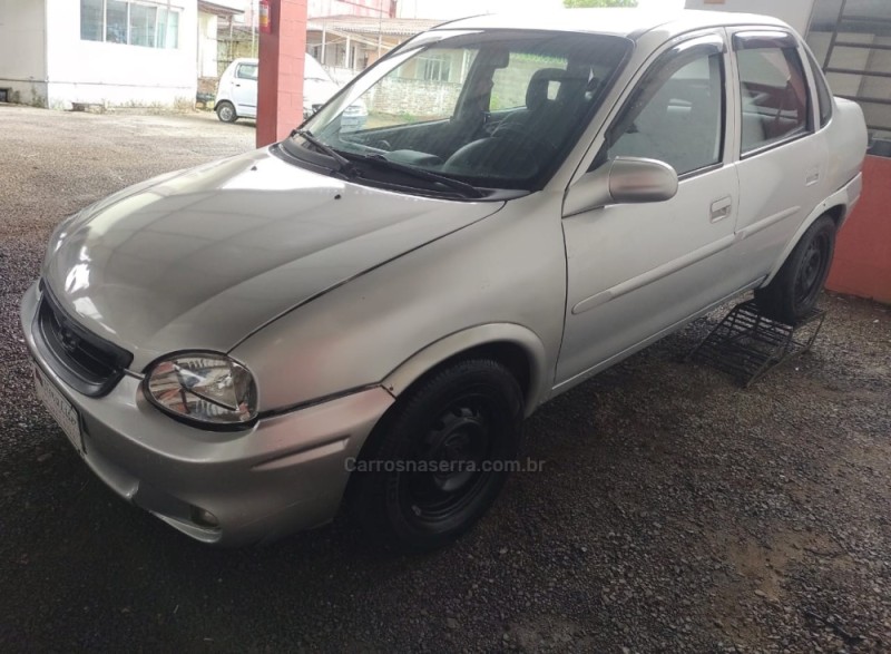 CORSA 1.0 MPFI MILENIUM 16V GASOLINA 4P MANUAL - 2000 - CAXIAS DO SUL