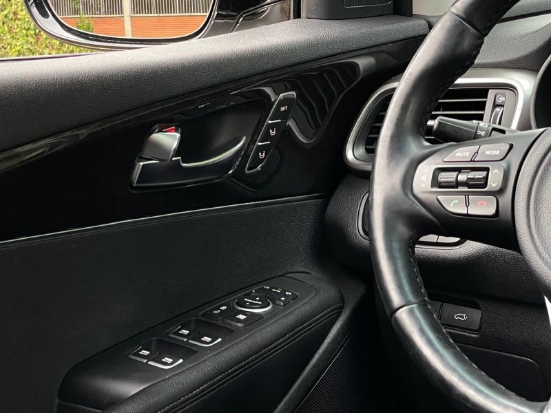 SORENTO 3.3 EX V6 24V GASOLINA 4P 7 LUGARES AUTOMATICO - 2016 - FARROUPILHA