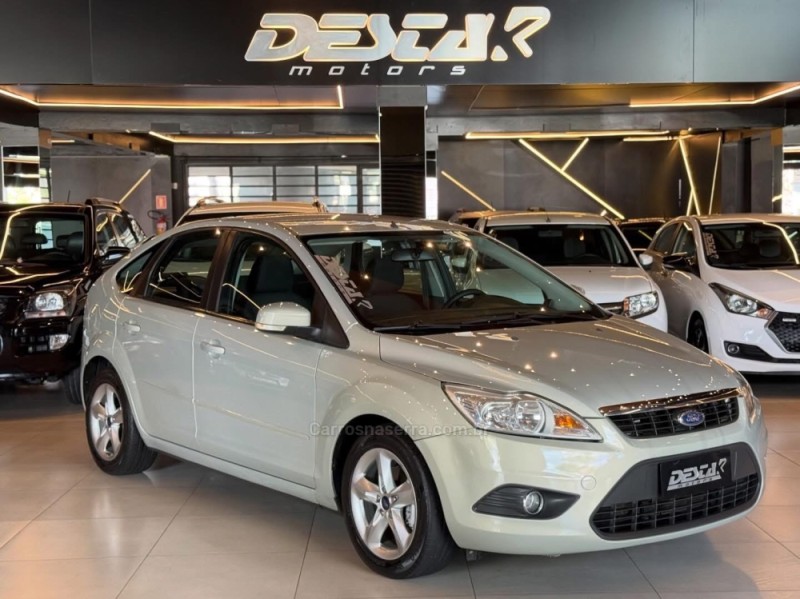 FOCUS 1.6 SE 16V FLEX 4P MANUAL - 2013 - NOVO HAMBURGO