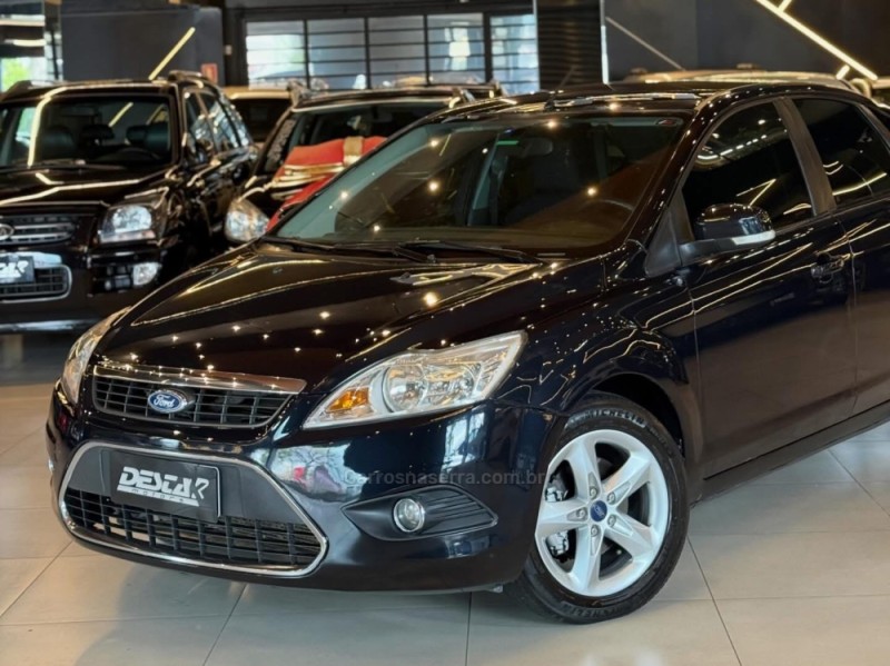 FOCUS 1.6 SE 16V FLEX 4P MANUAL - 2013 - NOVO HAMBURGO