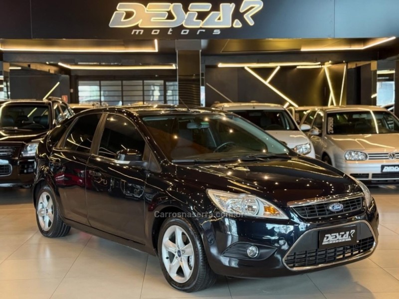 FOCUS 1.6 SE 16V FLEX 4P MANUAL - 2013 - NOVO HAMBURGO